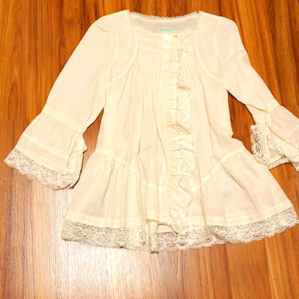Jovonna London exquisite off white color blouse